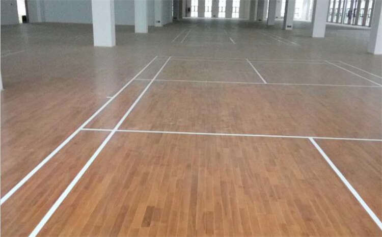 專業(yè)的NBA籃球場木地板批發(fā)價格
