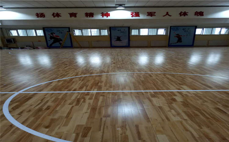 俄勒岡松木地板籃球館價格