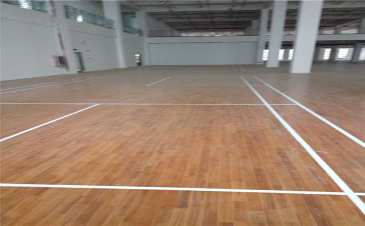 俄勒岡松舞臺實木地板怎么維修？
