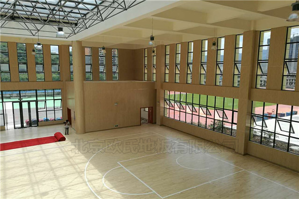四川瀘州市敘永縣城西實驗學(xué)校運動木地板鋪設(shè)工程案例-4