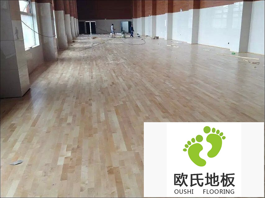選購實木運動地板時應注意些什么？