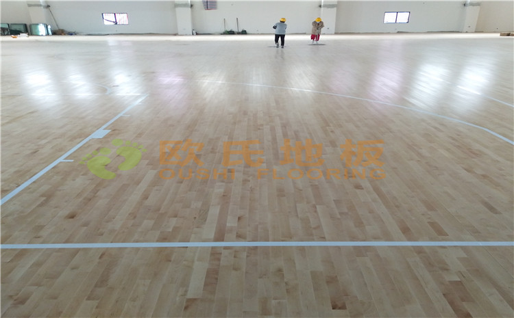 冮蘇宿遷項(xiàng)里學(xué)?；@球館木地板案例